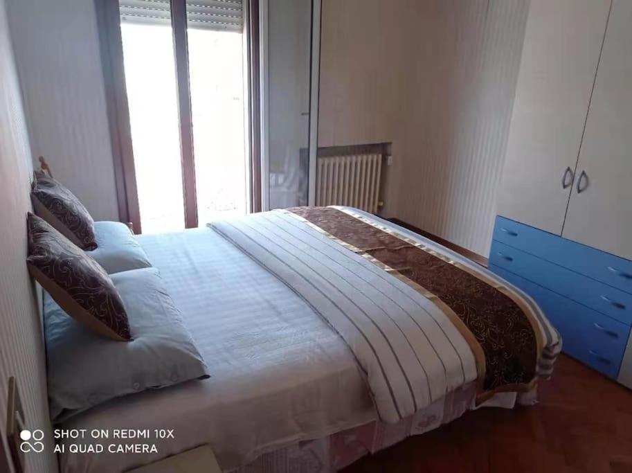 Linda'S Apparment Rooms Mestre Bagian luar foto